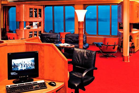 Holland America Line S-Class Interior Explorations Cafe 5.jpg